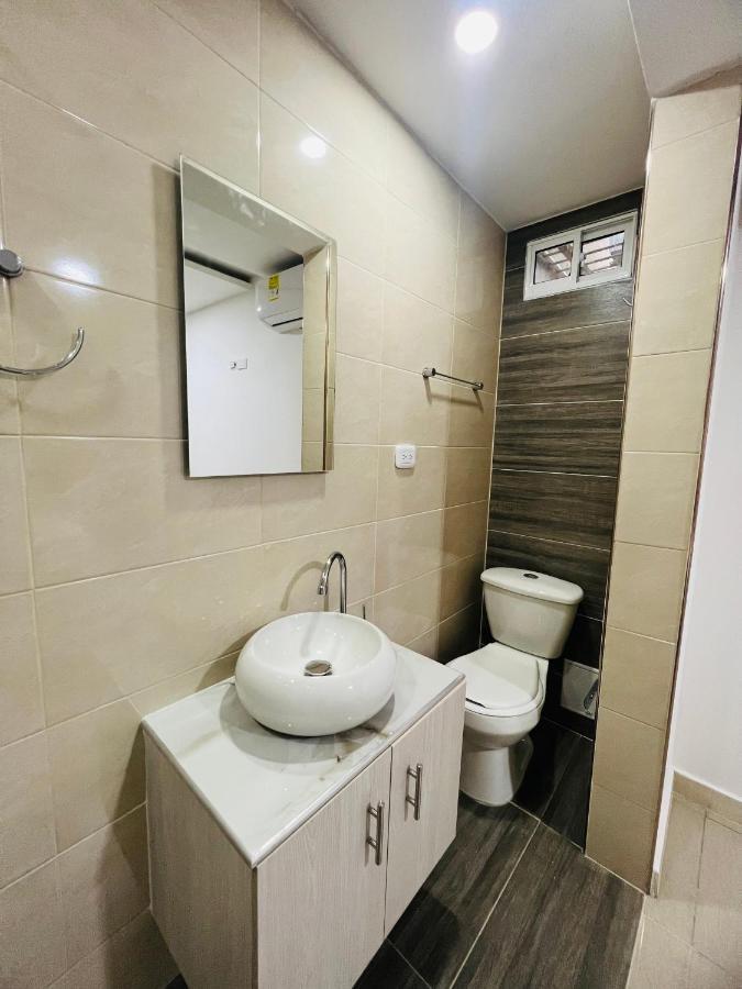 Hostal Casa San Pedro Санта-Марта Экстерьер фото
