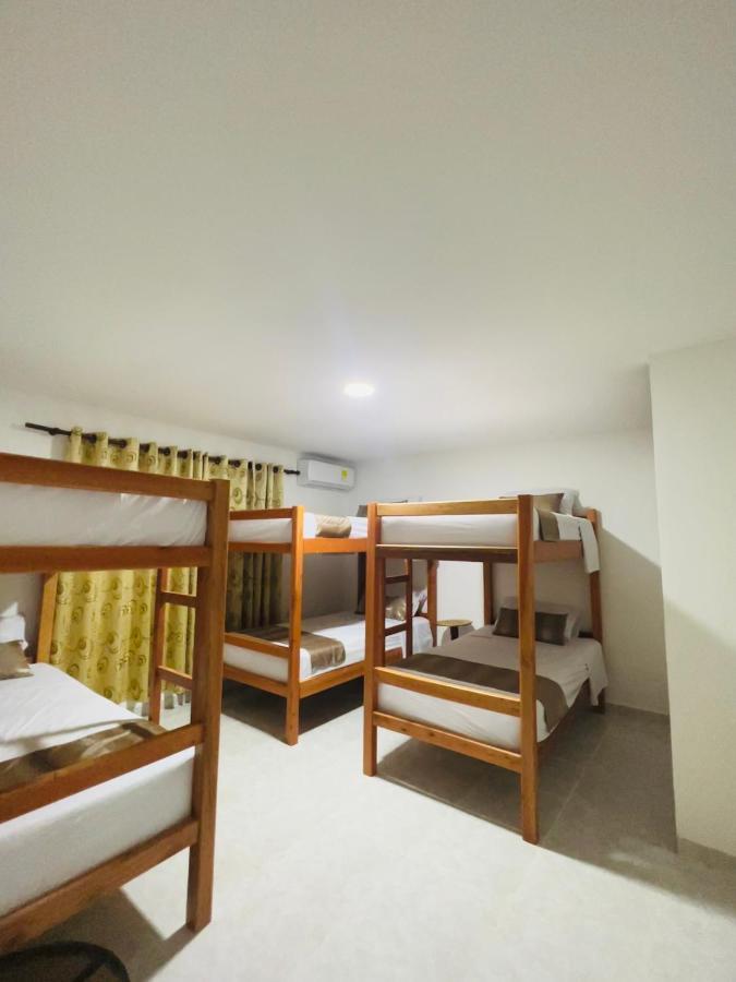 Hostal Casa San Pedro Санта-Марта Экстерьер фото