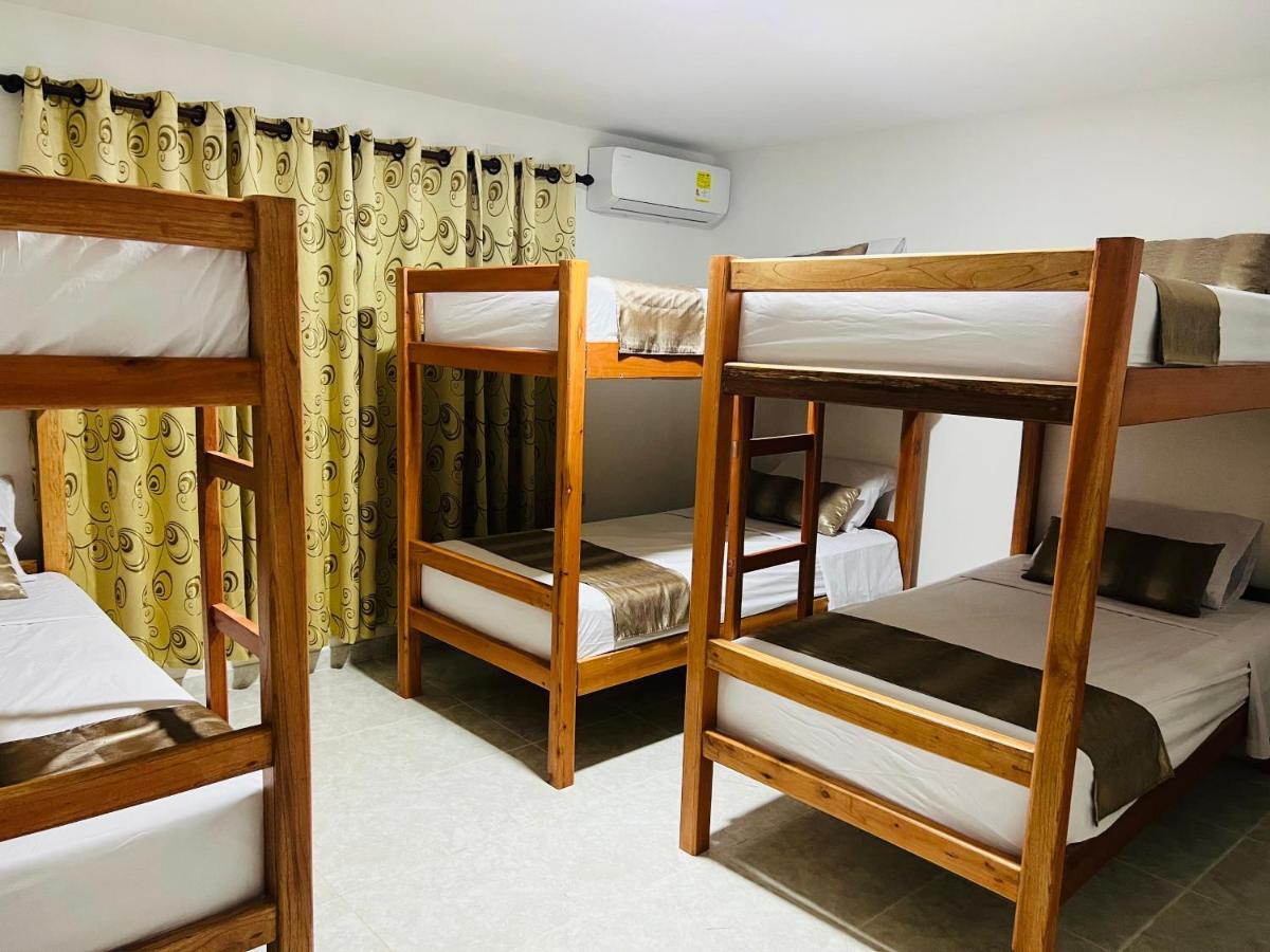 Hostal Casa San Pedro Санта-Марта Экстерьер фото