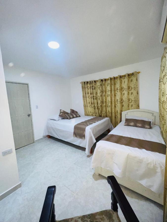 Hostal Casa San Pedro Санта-Марта Экстерьер фото