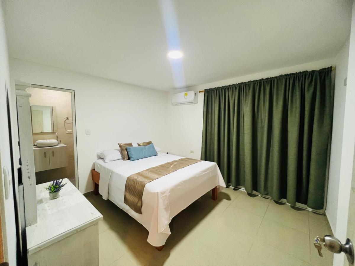 Hostal Casa San Pedro Санта-Марта Экстерьер фото