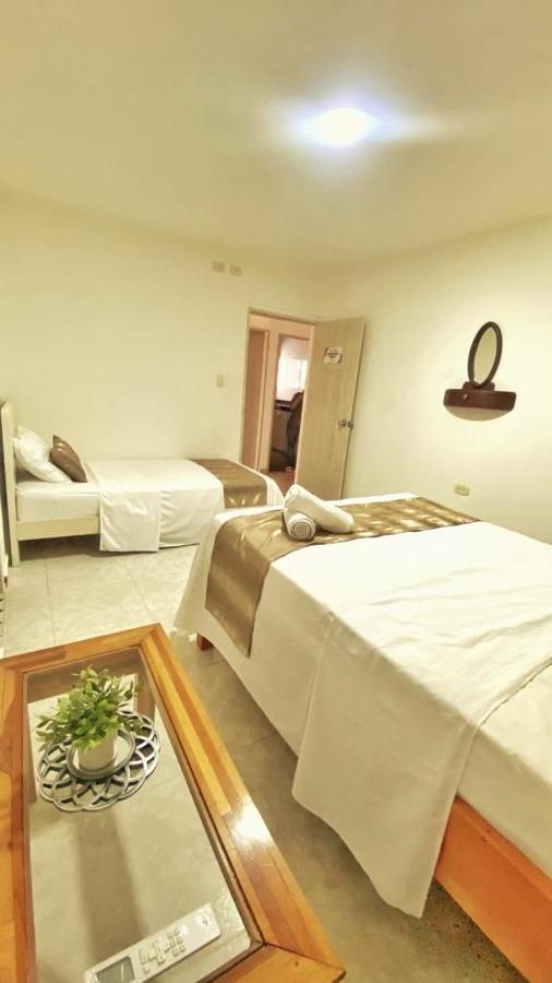 Hostal Casa San Pedro Санта-Марта Экстерьер фото